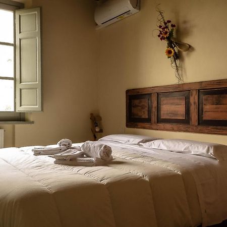 Agriturismo L'Olmo Сан Джиминяно Екстериор снимка